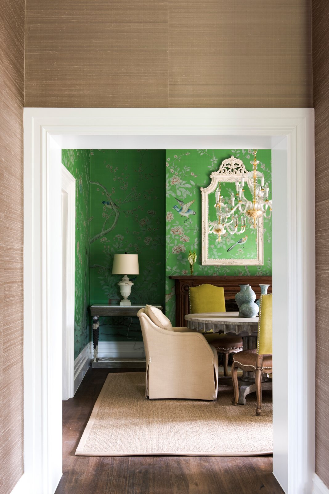 East Melbourne Period, hallway to dining room