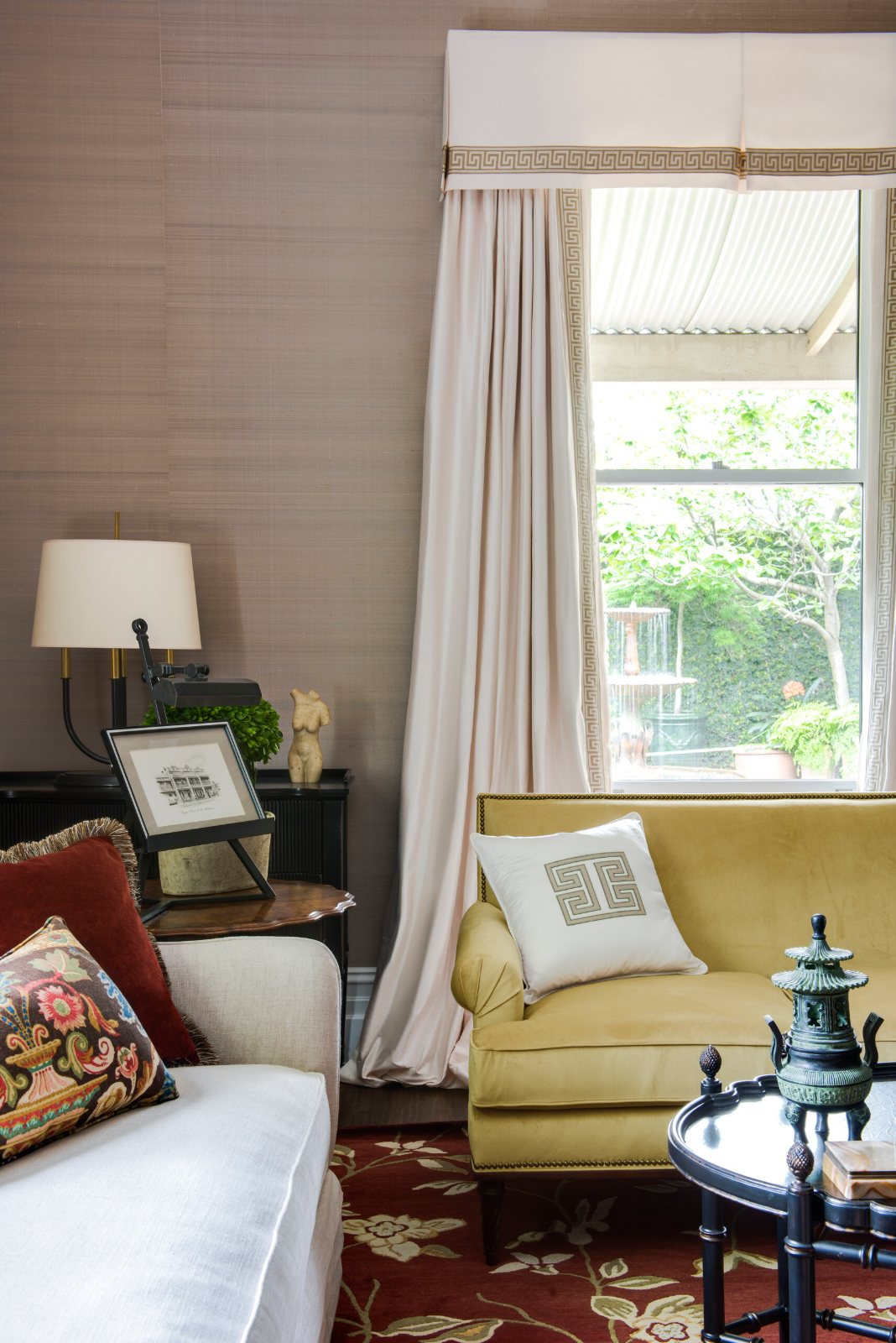 East Melbourne Period, sitting room