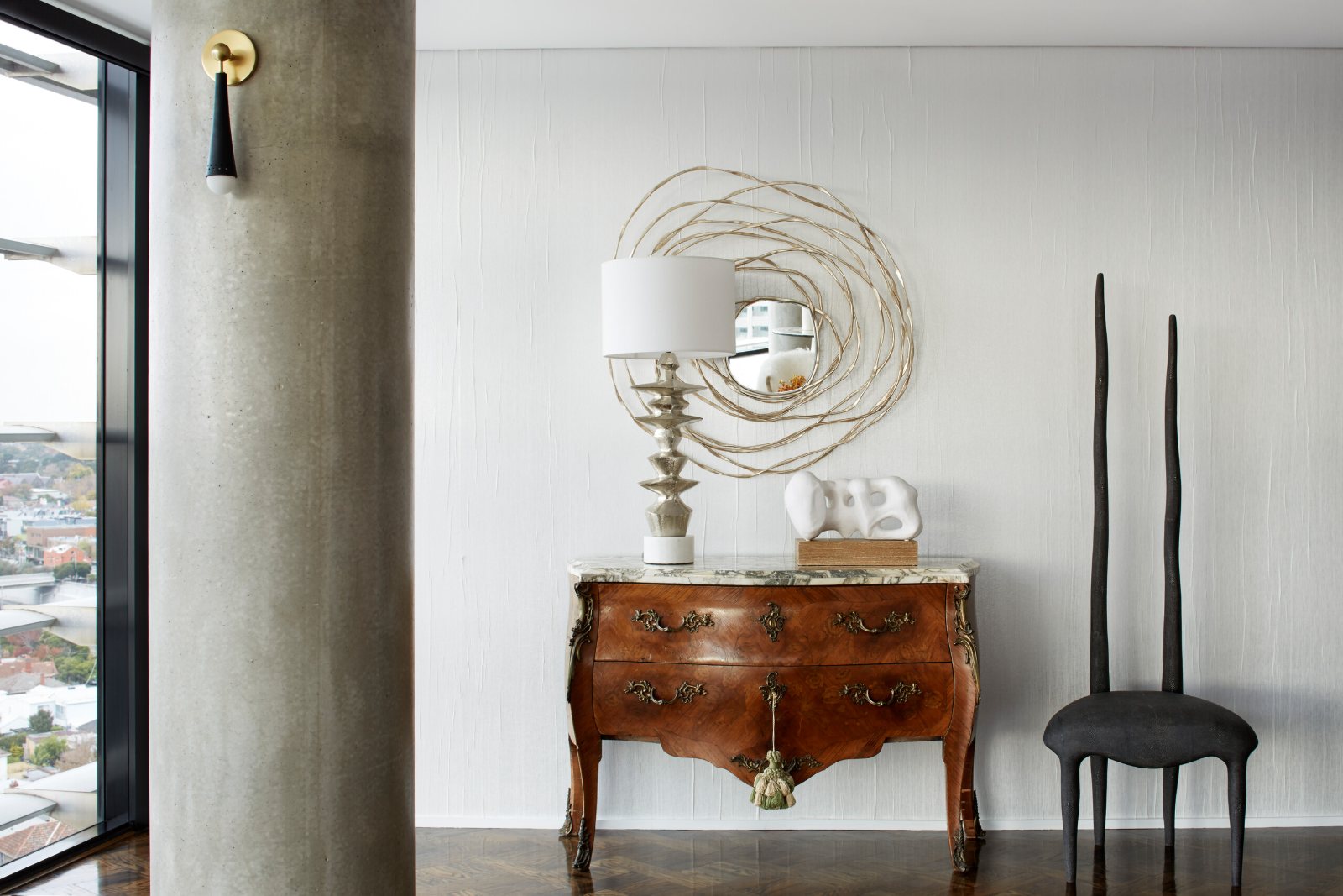 St Kilda Road Penthouse, console detail